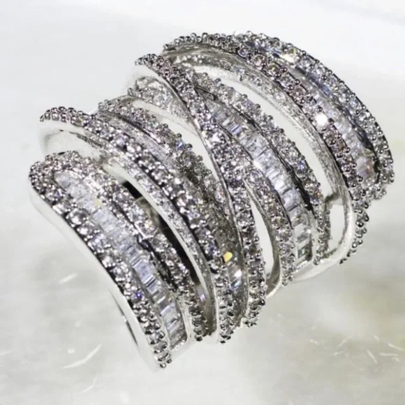 COPY - ¥ New 6.4 CT Sterling Silver Diamond Ring - Picture 4 of 6